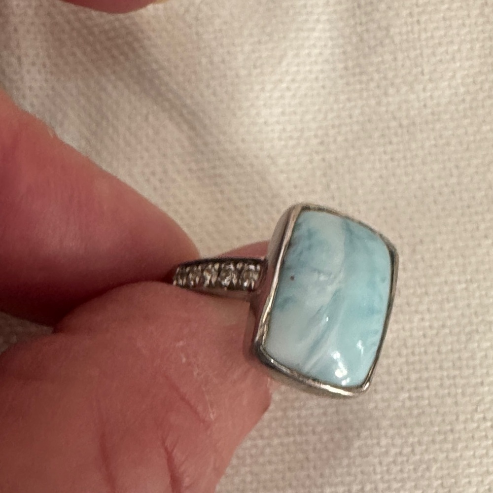 Elegant Silver and Blue Stone Ring